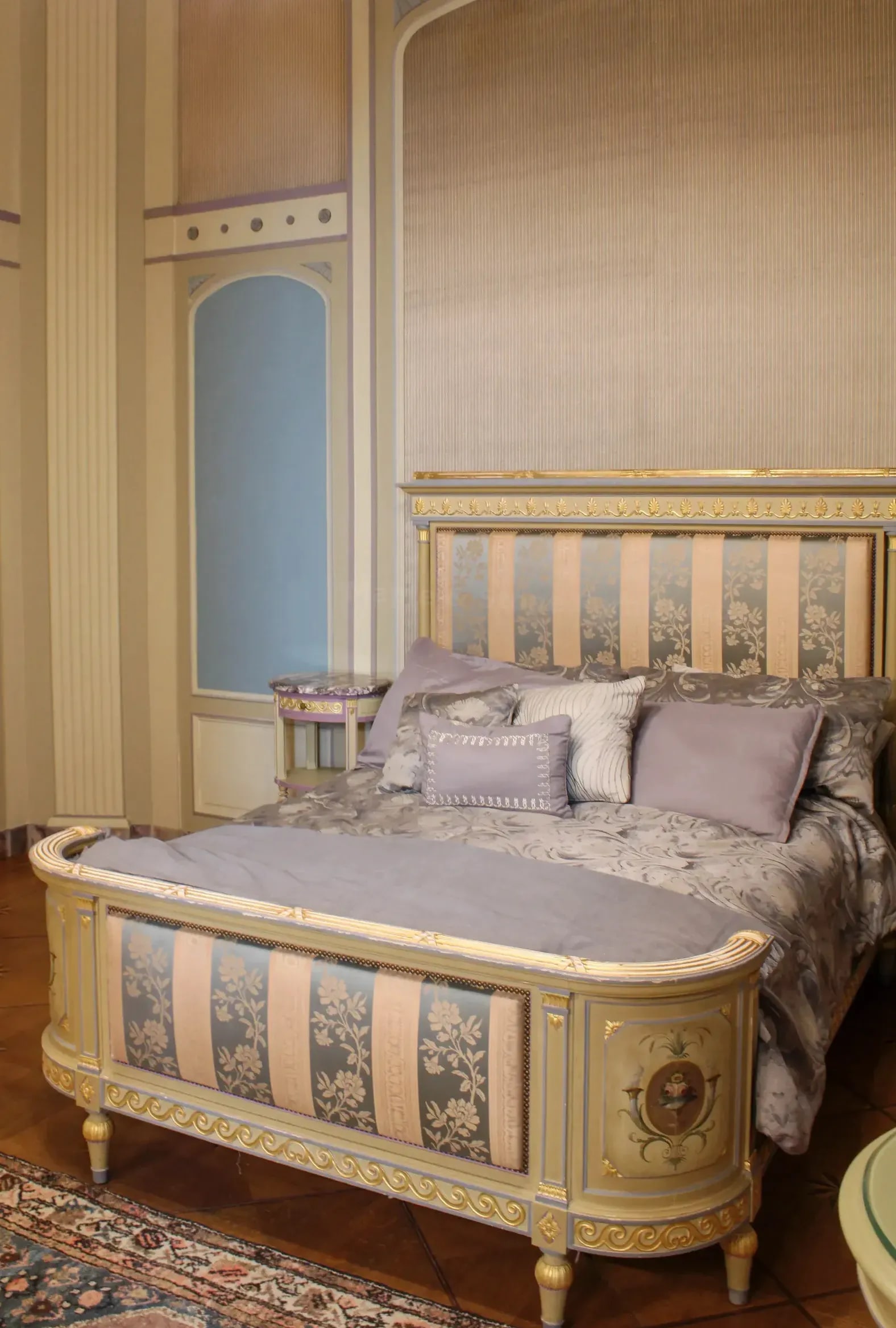 Maple & Stone Furnishings